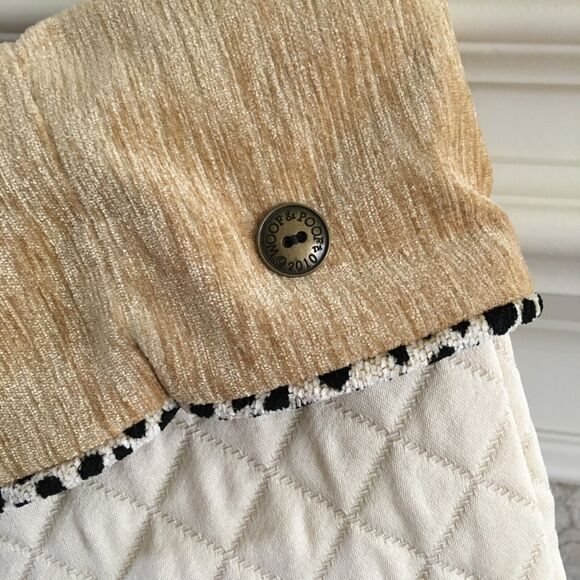 2010 Woof & Poof Ivory Tan White Black Quilted Christmas Stocking 3 Button Cuff - Picture 4 of 9